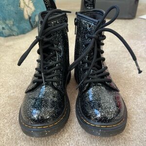 Girls Size 1 Dr Marten boot